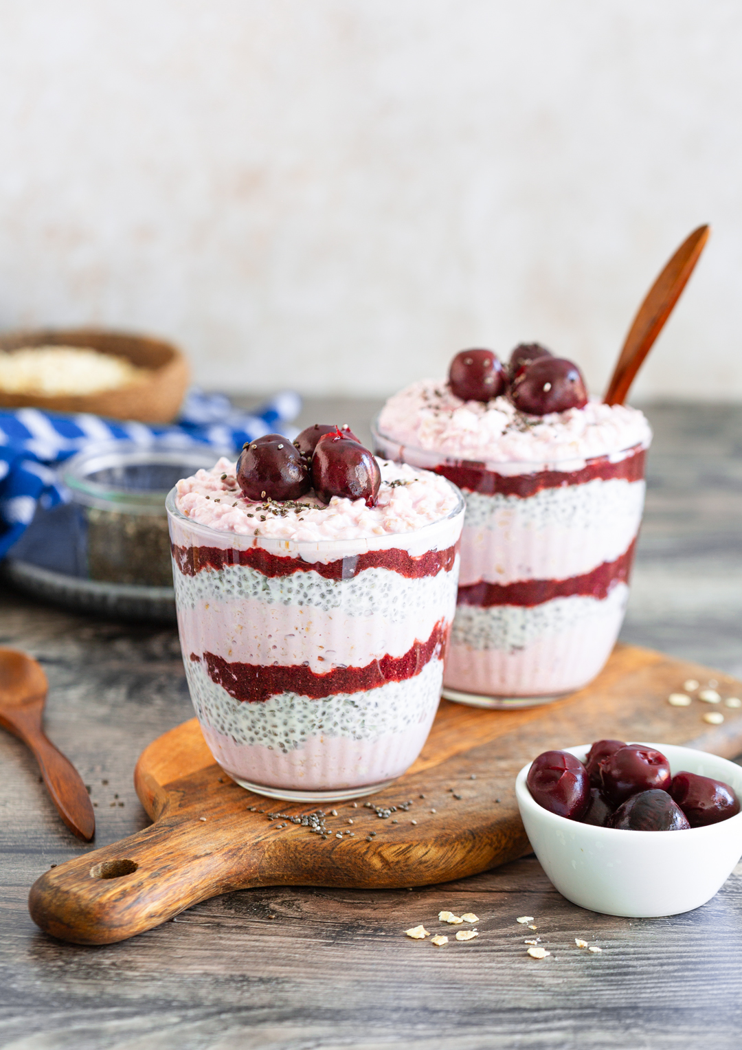 Cherry-Chia-Overnight oats